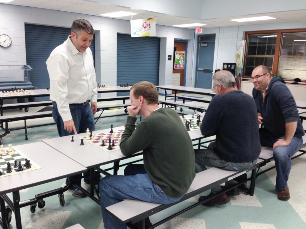 2013-chess-club-holiday-party-003