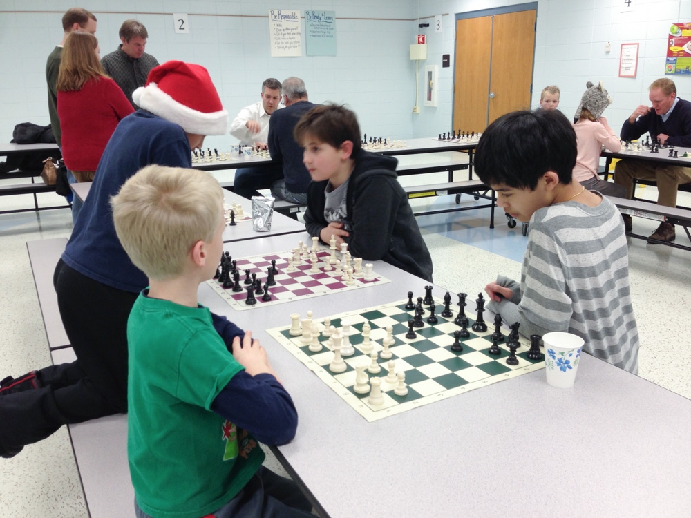 2013-chess-club-holiday-party-008